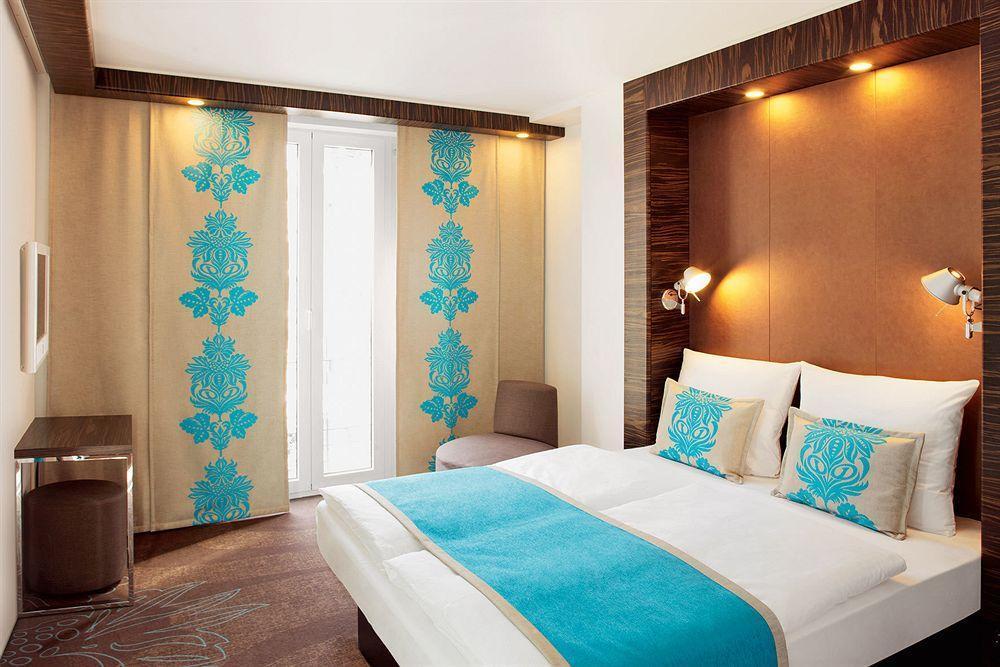 Motel One Muenchen-Garching Garching bei München Exteriör bild